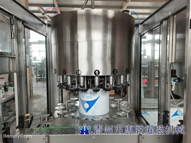 白酒全自動(dòng)灌裝機(jī) 白酒全自動(dòng)灌裝機(jī)