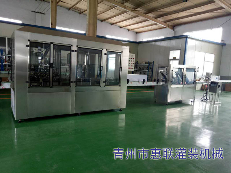 葡萄酒灌裝機(jī) 葡萄酒灌裝機(jī)