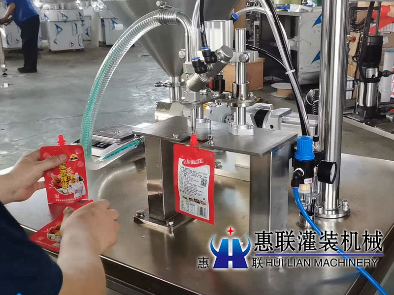 自立袋灌裝機(jī) 自立袋灌裝機(jī)